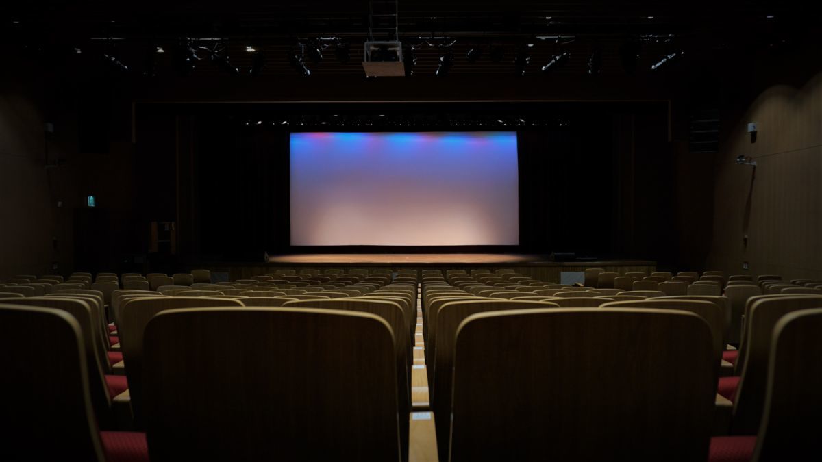 Actori slabi. Caterincă